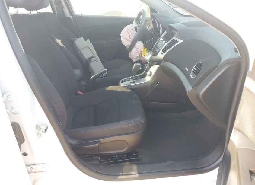 Photo 5 of 2015 Chevrolet Cruze 1LT AUTO (VIN 1G1PC5SB6F7210886)