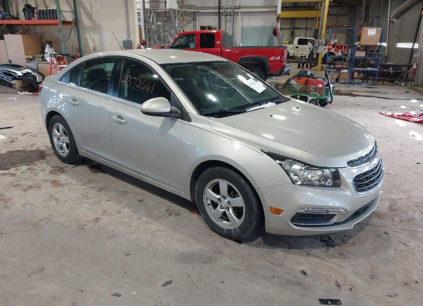 2015 Chevrolet Cruze 1LT AUTO (VIN 1G1PC5SB6F7254547) main photo