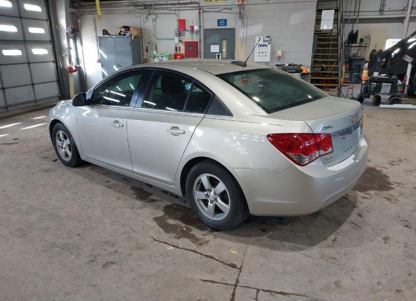 Photo 3 of 2015 Chevrolet Cruze 1LT AUTO (VIN 1G1PC5SB6F7254547)