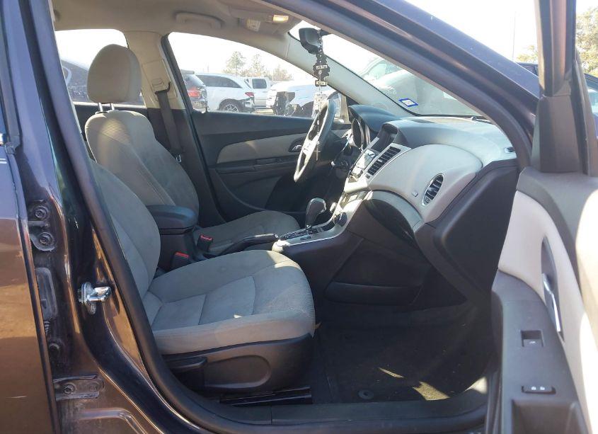 Photo 5 of 2015 Chevrolet Cruze 1LT AUTO (VIN 1G1PC5SB6F7263765)