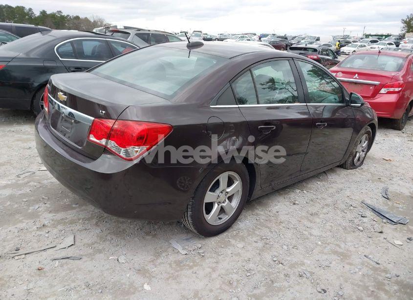 Photo 4 of 2015 Chevrolet Cruze 1LT AUTO (VIN 1G1PC5SB6F7283708)
