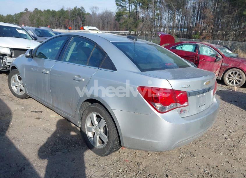 Photo 3 of 2015 Chevrolet Cruze 1LT AUTO (VIN 1G1PC5SB6F7289072)