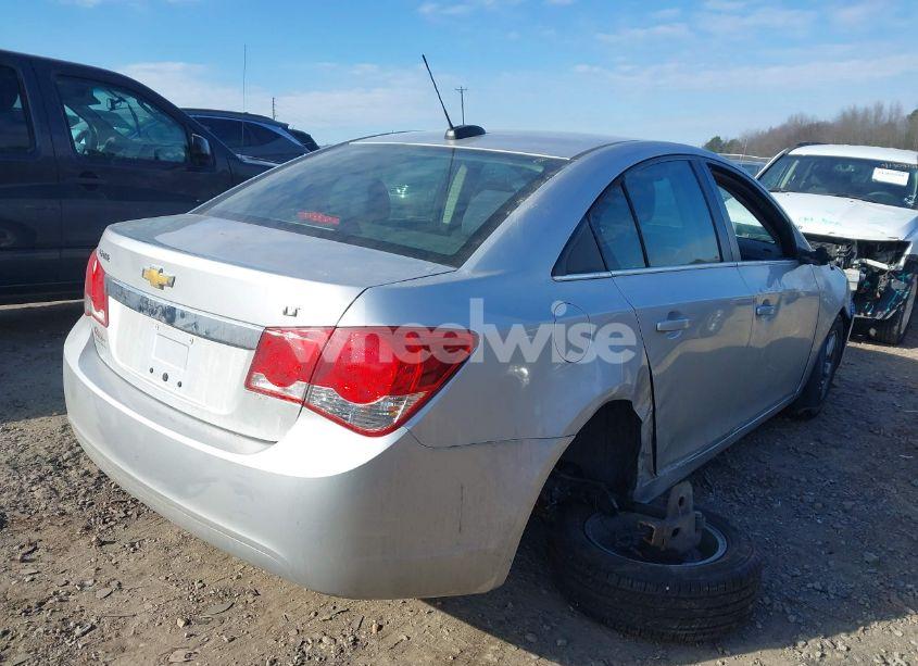 Photo 4 of 2015 Chevrolet Cruze 1LT AUTO (VIN 1G1PC5SB6F7289072)