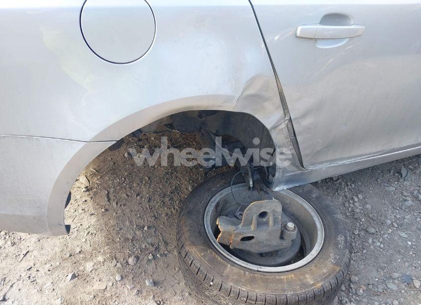 Photo 6 of 2015 Chevrolet Cruze 1LT AUTO (VIN 1G1PC5SB6F7289072)