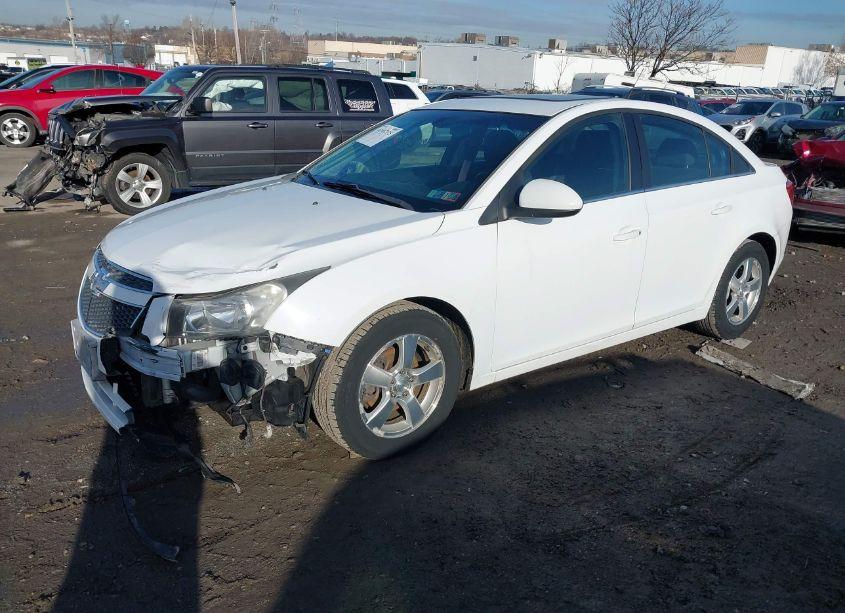 Photo 2 of 2013 Chevrolet Cruze 1LT AUTO (VIN 1G1PC5SB7D7225099)