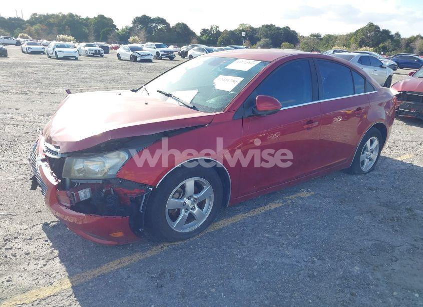 Photo 2 of 2013 Chevrolet Cruze 1LT AUTO (VIN 1G1PC5SB7D7262315)