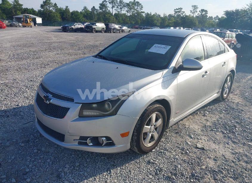 Photo 2 of 2013 Chevrolet Cruze 1LT AUTO (VIN 1G1PC5SB7D7291880)