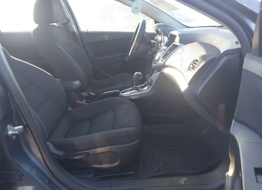 Photo 5 of 2013 Chevrolet Cruze 1LT AUTO (VIN 1G1PC5SB7D7323405)