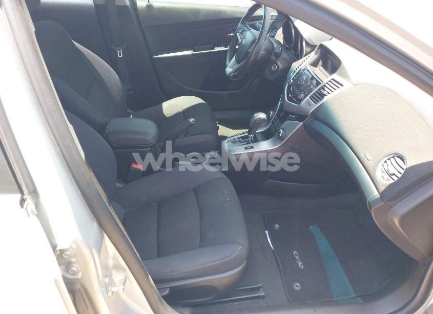 Photo 5 of 2014 Chevrolet Cruze 1LT AUTO (VIN 1G1PC5SB7E7112741)