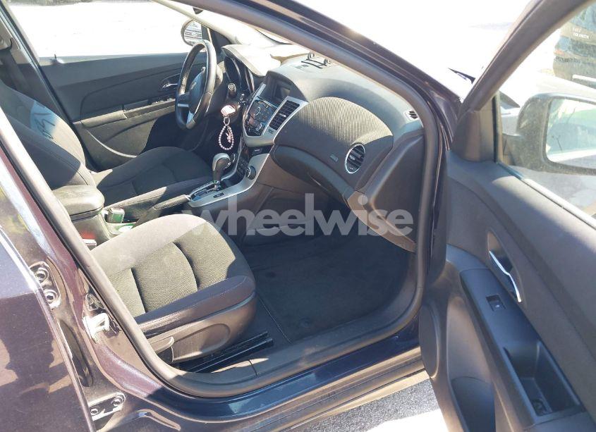 Photo 5 of 2014 Chevrolet Cruze 1LT AUTO (VIN 1G1PC5SB7E7112982)