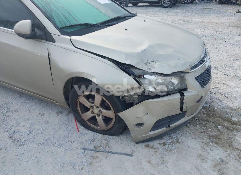 Photo 12 of 2014 Chevrolet Cruze 1LT AUTO (VIN 1G1PC5SB7E7116384)