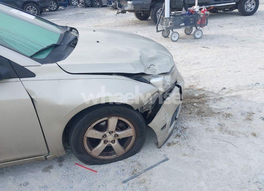 Photo 13 of 2014 Chevrolet Cruze 1LT AUTO (VIN 1G1PC5SB7E7116384)