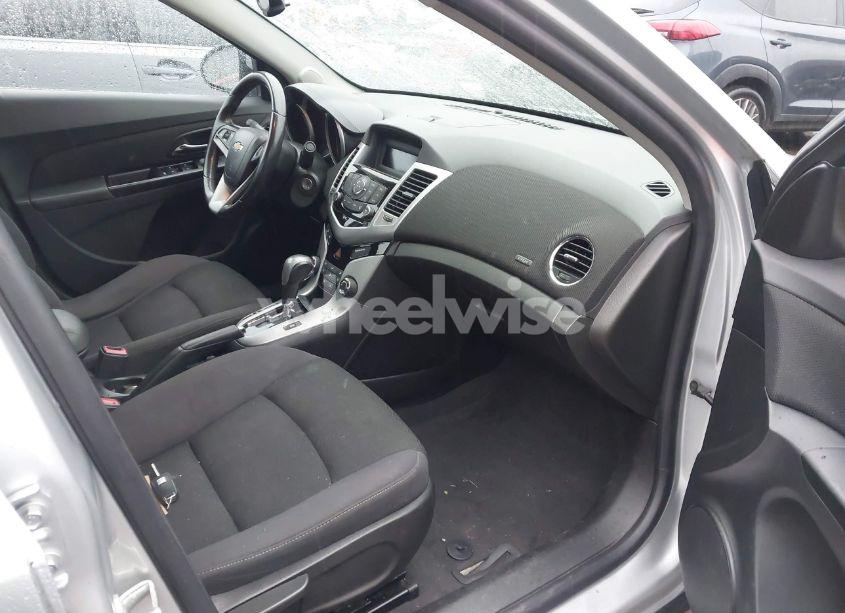 Photo 5 of 2014 Chevrolet Cruze 1LT AUTO (VIN 1G1PC5SB7E7135808)