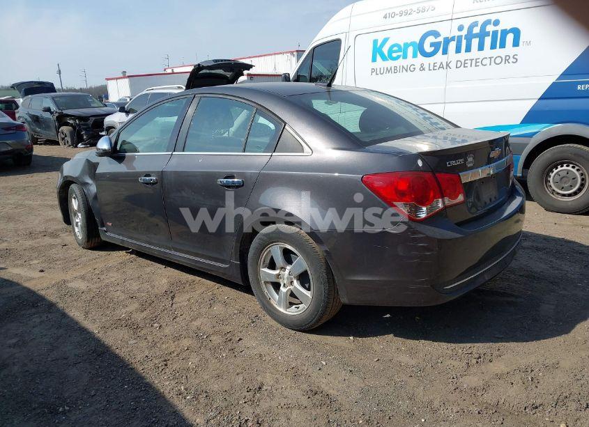 Photo 3 of 2014 Chevrolet Cruze 1LT AUTO (VIN 1G1PC5SB7E7149370)