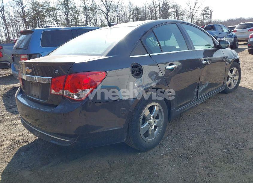 Photo 4 of 2014 Chevrolet Cruze 1LT AUTO (VIN 1G1PC5SB7E7149370)