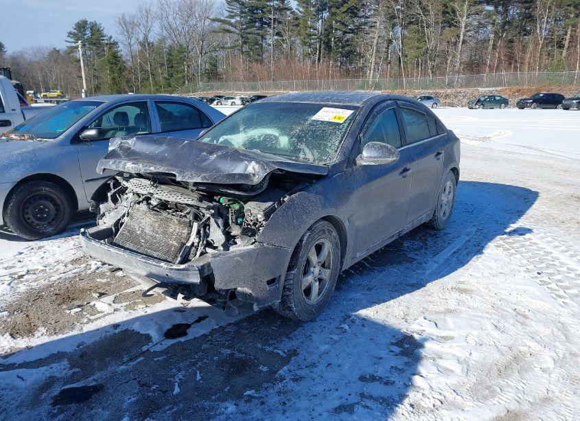 Photo 2 of 2014 Chevrolet Cruze 1LT AUTO (VIN 1G1PC5SB7E7189349)