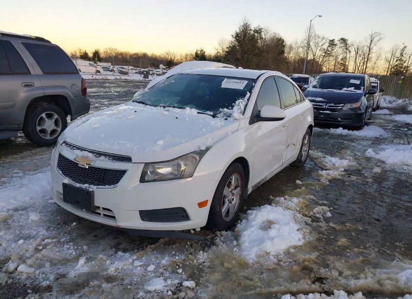 Photo 2 of 2014 Chevrolet Cruze 1LT AUTO (VIN 1G1PC5SB7E7190968)