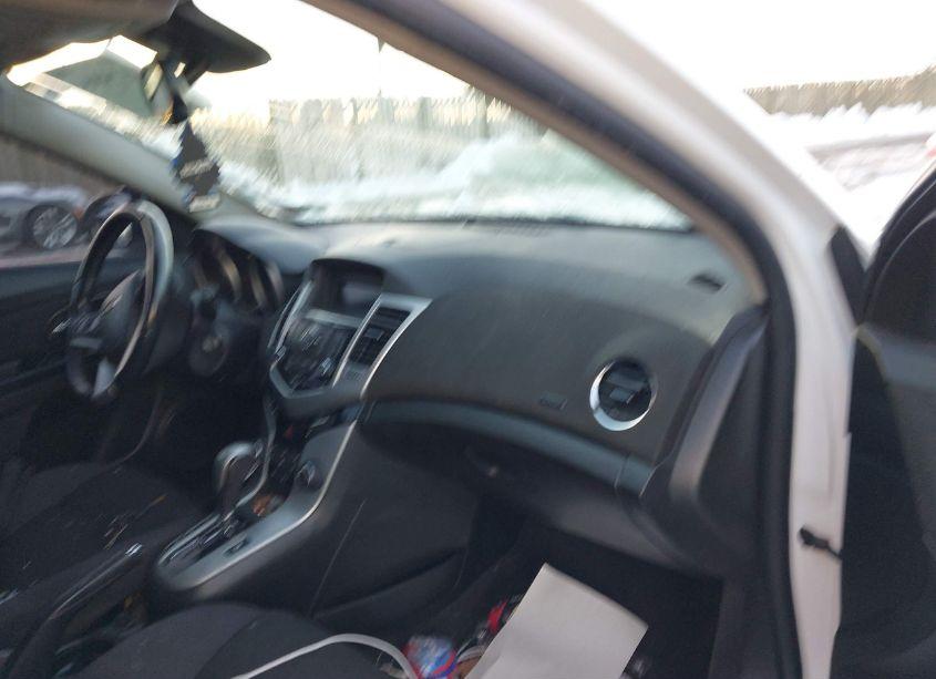 Photo 5 of 2014 Chevrolet Cruze 1LT AUTO (VIN 1G1PC5SB7E7190968)