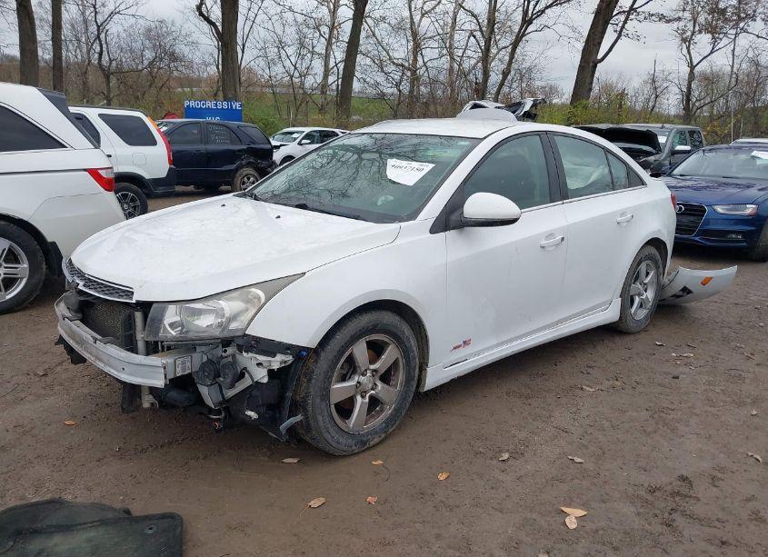 Photo 2 of 2014 Chevrolet Cruze 1LT AUTO (VIN 1G1PC5SB7E7192767)