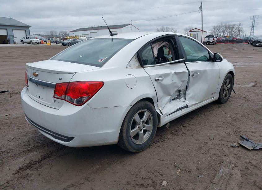 Photo 4 of 2014 Chevrolet Cruze 1LT AUTO (VIN 1G1PC5SB7E7192767)