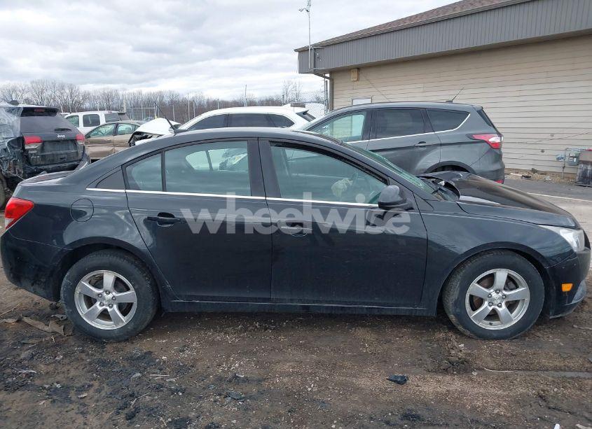 Photo 13 of 2014 Chevrolet Cruze 1LT AUTO (VIN 1G1PC5SB7E7214931)