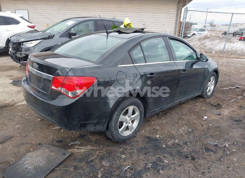 Photo 4 of 2014 Chevrolet Cruze 1LT AUTO (VIN 1G1PC5SB7E7214931)