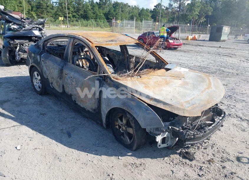 2014 Chevrolet Cruze 1LT AUTO (VIN 1G1PC5SB7E7225637) main photo