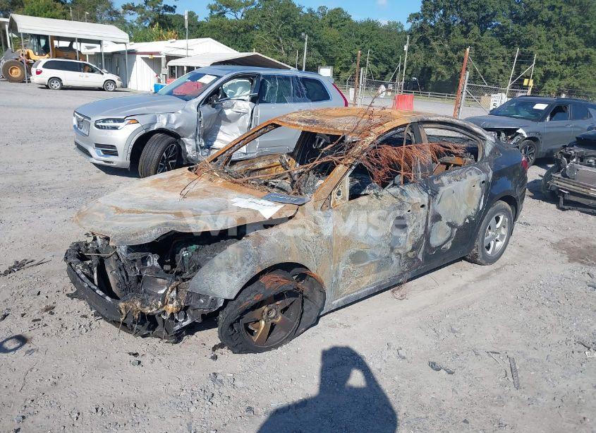 Photo 2 of 2014 Chevrolet Cruze 1LT AUTO (VIN 1G1PC5SB7E7225637)