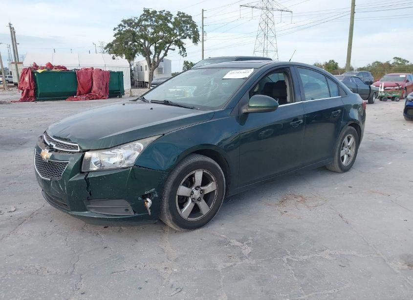 Photo 2 of 2014 Chevrolet Cruze 1LT AUTO (VIN 1G1PC5SB7E7238355)