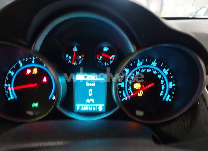 Photo 7 of 2014 Chevrolet Cruze 1LT AUTO (VIN 1G1PC5SB7E7245161)