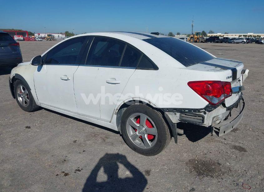 Photo 3 of 2014 Chevrolet Cruze 1LT AUTO (VIN 1G1PC5SB7E7278693)