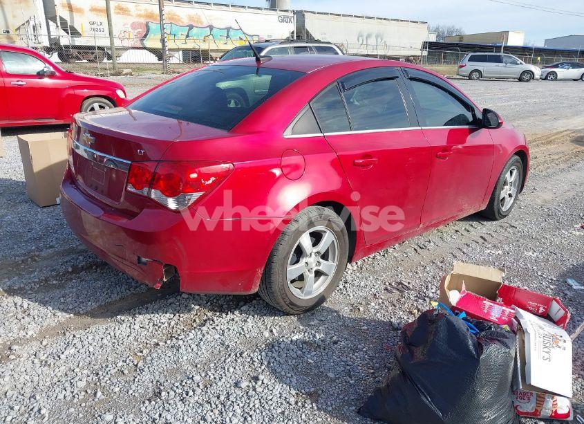 Photo 4 of 2014 Chevrolet Cruze 1LT AUTO (VIN 1G1PC5SB7E7279391)