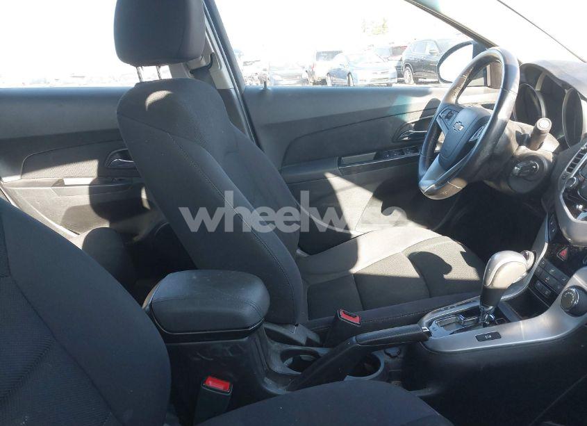 Photo 5 of 2014 Chevrolet Cruze 1LT AUTO (VIN 1G1PC5SB7E7289595)