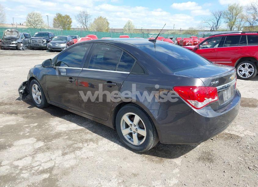 Photo 3 of 2014 Chevrolet Cruze 1LT AUTO (VIN 1G1PC5SB7E7339623)