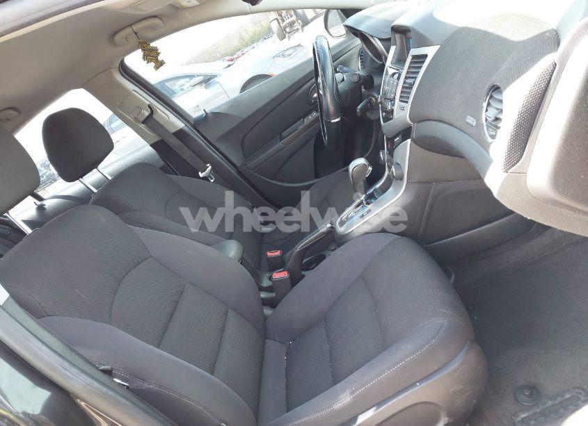 Photo 5 of 2014 Chevrolet Cruze 1LT AUTO (VIN 1G1PC5SB7E7339623)