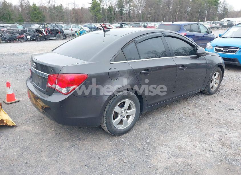 Photo 4 of 2014 Chevrolet Cruze 1LT AUTO (VIN 1G1PC5SB7E7362318)