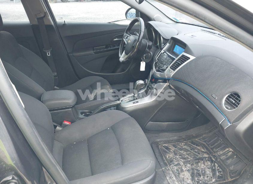 Photo 5 of 2014 Chevrolet Cruze 1LT AUTO (VIN 1G1PC5SB7E7362318)