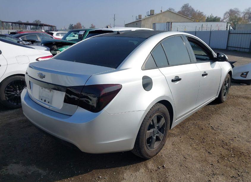 Photo 4 of 2014 Chevrolet Cruze 1LT AUTO (VIN 1G1PC5SB7E7366577)