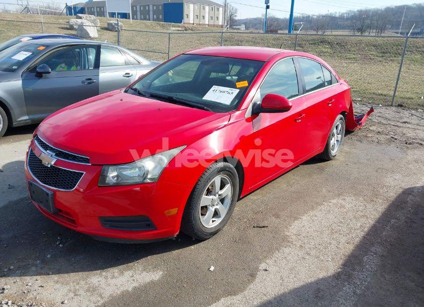 Photo 2 of 2014 Chevrolet Cruze 1LT AUTO (VIN 1G1PC5SB7E7413302)