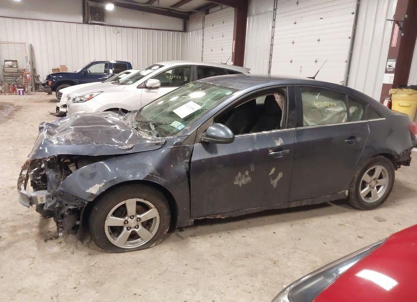 Photo 13 of 2014 Chevrolet Cruze 1LT AUTO (VIN 1G1PC5SB7E7423327)