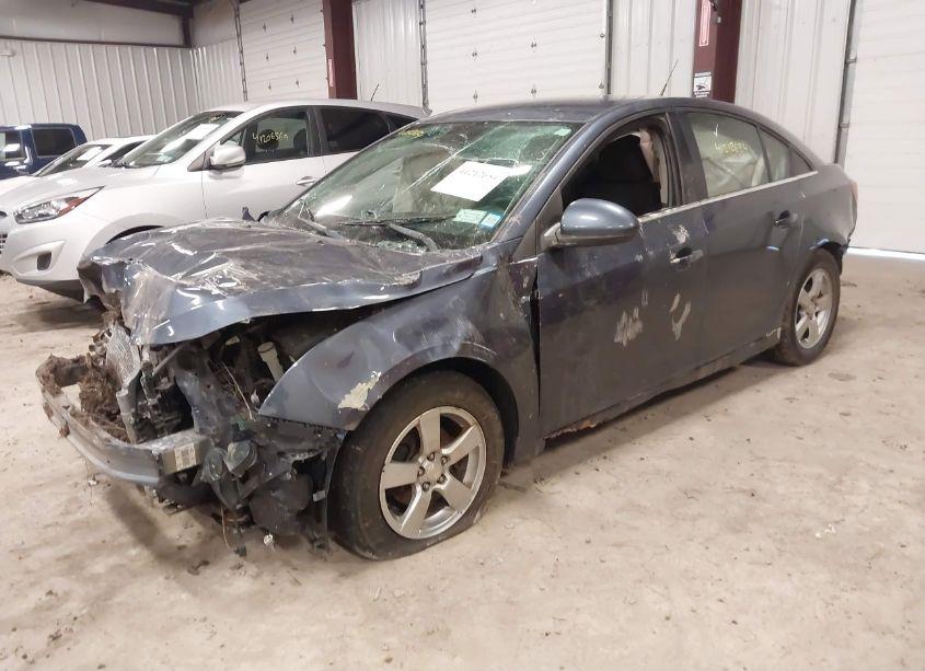 Photo 2 of 2014 Chevrolet Cruze 1LT AUTO (VIN 1G1PC5SB7E7423327)