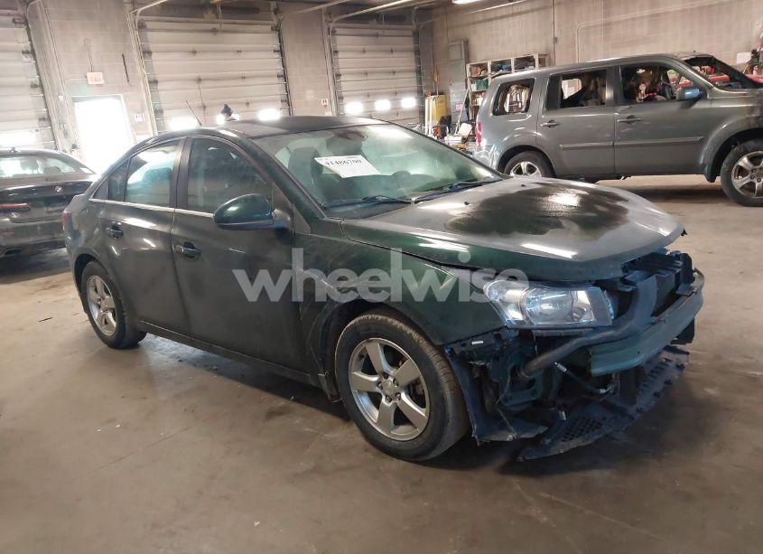 2014 Chevrolet Cruze 1LT AUTO (VIN 1G1PC5SB7E7426227) main photo