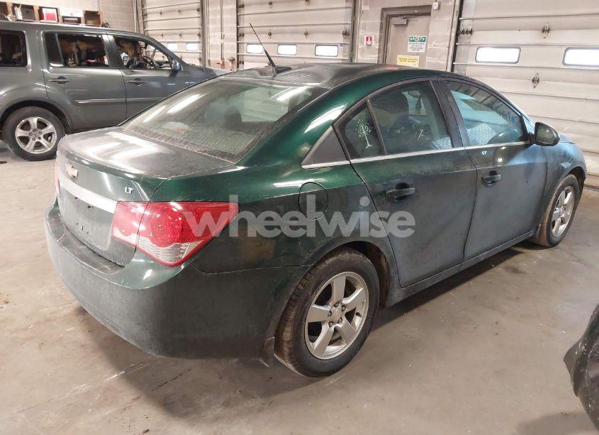 Photo 4 of 2014 Chevrolet Cruze 1LT AUTO (VIN 1G1PC5SB7E7426227)