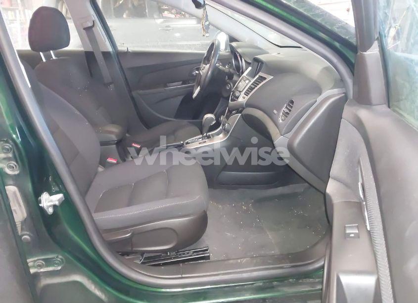 Photo 5 of 2014 Chevrolet Cruze 1LT AUTO (VIN 1G1PC5SB7E7426227)