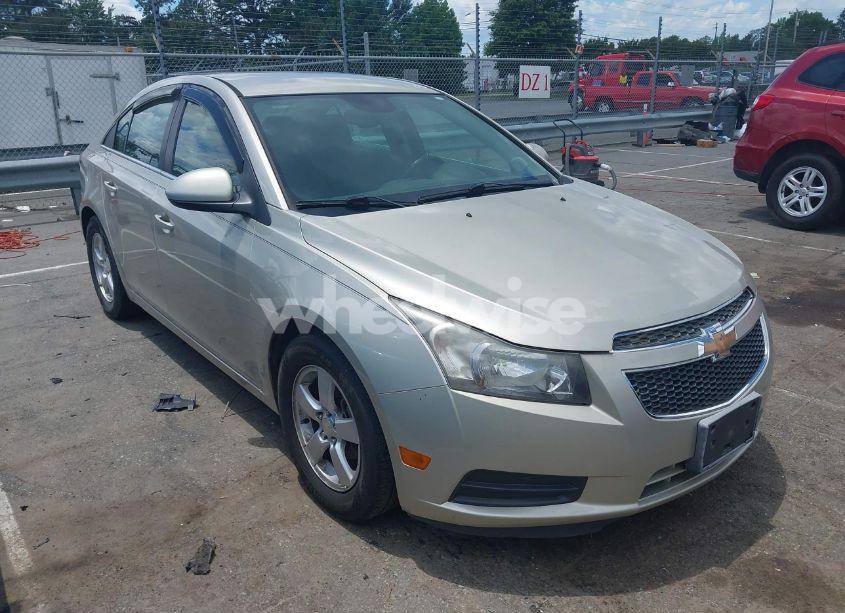 2014 Chevrolet Cruze 1LT AUTO (VIN 1G1PC5SB7E7455825) main photo