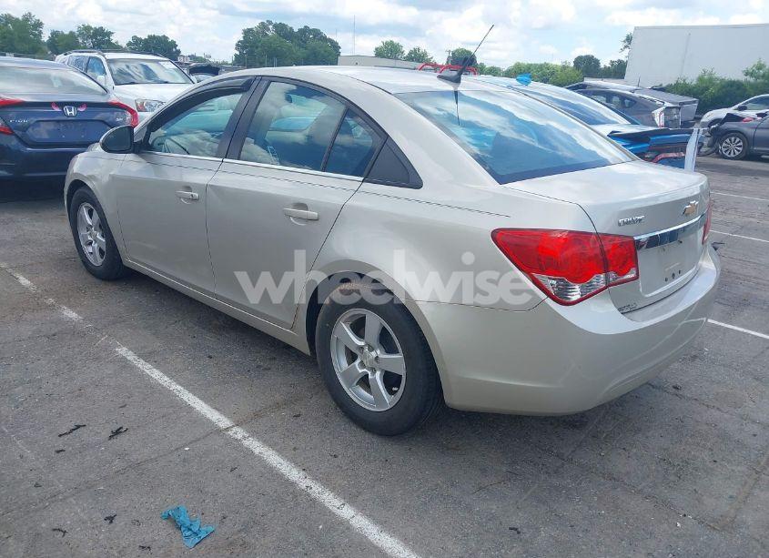 Photo 3 of 2014 Chevrolet Cruze 1LT AUTO (VIN 1G1PC5SB7E7455825)