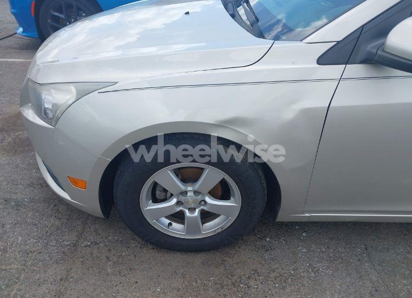 Photo 6 of 2014 Chevrolet Cruze 1LT AUTO (VIN 1G1PC5SB7E7455825)