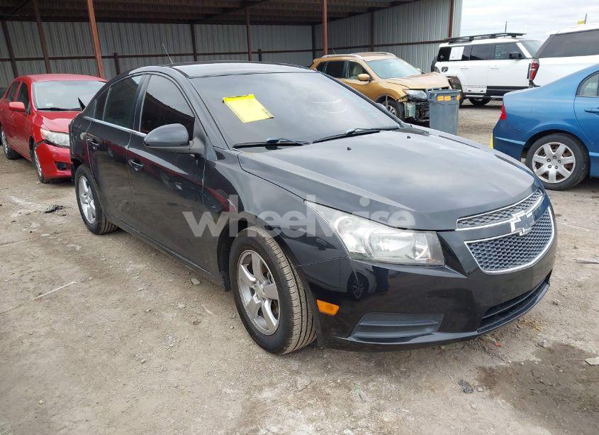 2014 Chevrolet Cruze LT (VIN 1G1PC5SB7E7478621) main photo