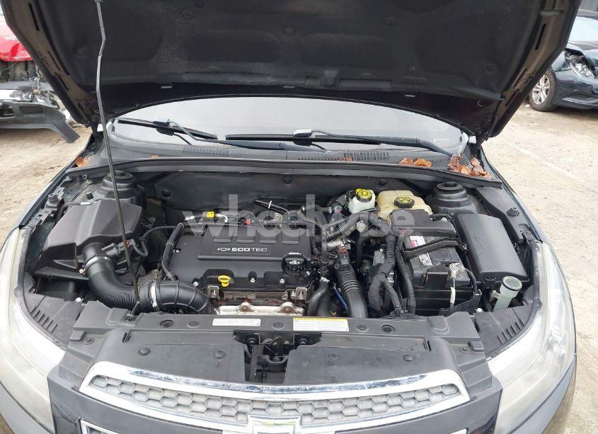 Photo 10 of 2014 Chevrolet Cruze LT (VIN 1G1PC5SB7E7478621)