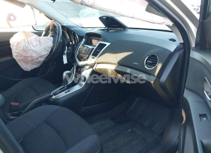 Photo 5 of 2014 Chevrolet Cruze 1LT AUTO (VIN 1G1PC5SB7E7478845)